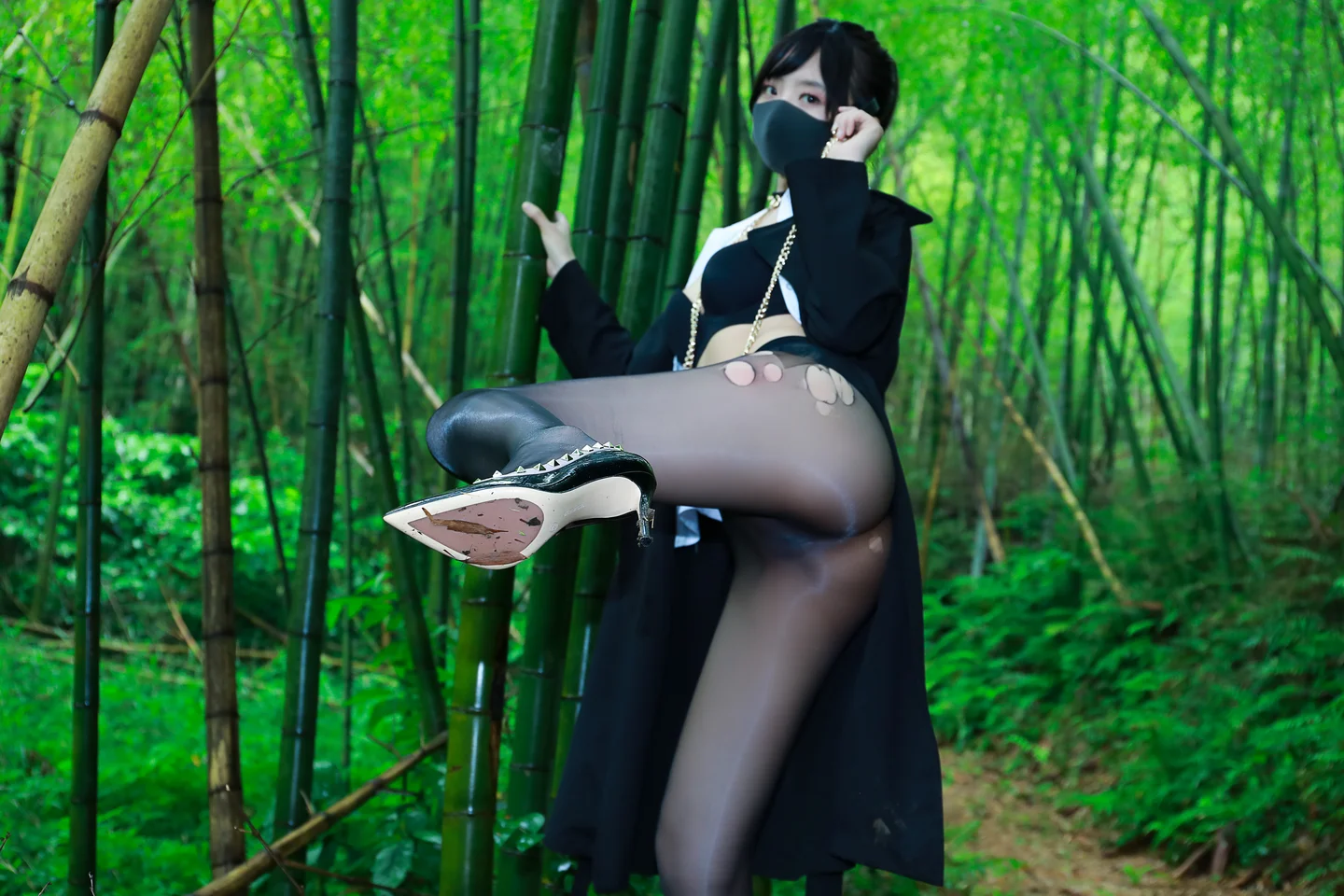 李佳 - No.010 黑百褶裙森林 [58P-348MB] tg@simisebaisi 【丝足阁】051.webp